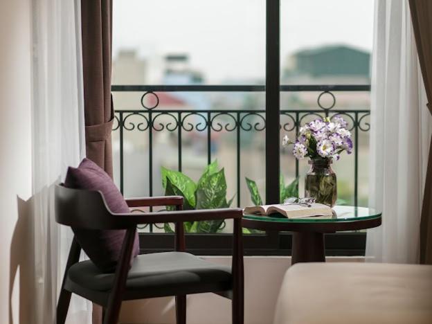 Hanoi Fiesta Hotel & Spa Exteriör bild