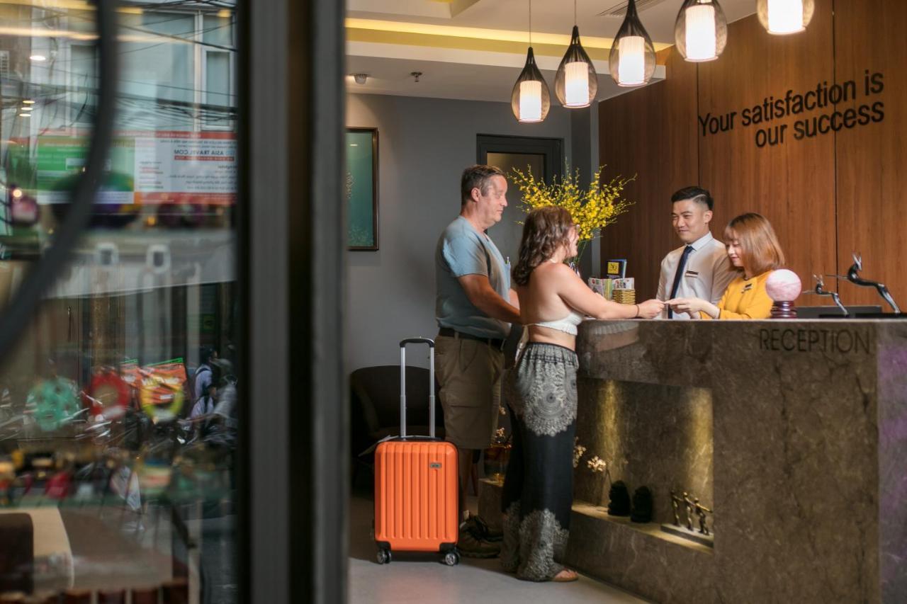 Hanoi Fiesta Hotel & Spa Exteriör bild